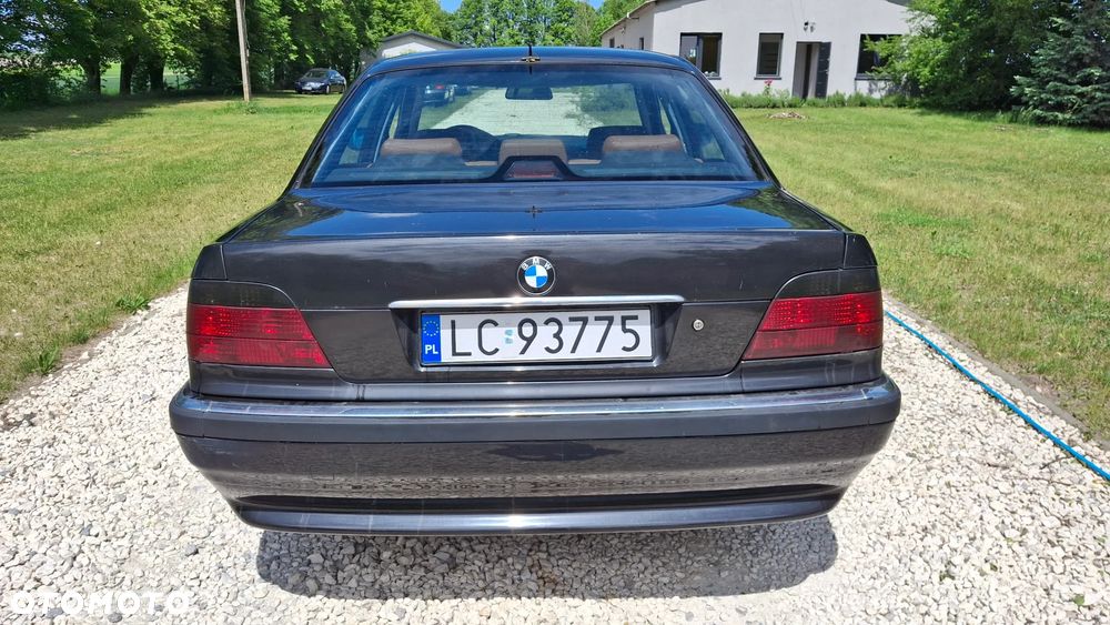 BMW Seria 7 740d - 5