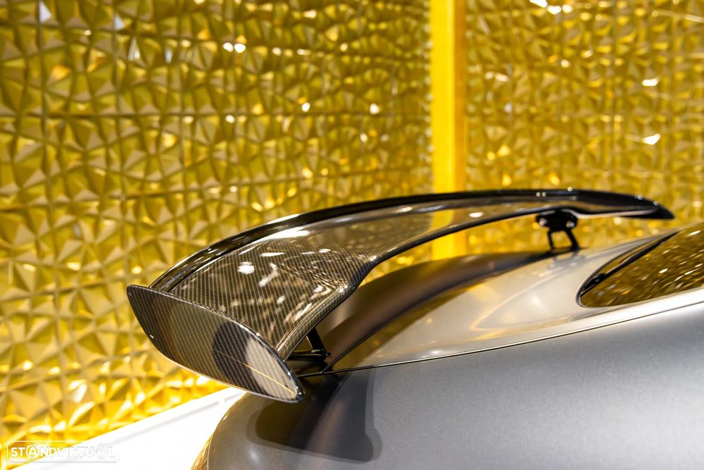 Mercedes-Benz AMG GT R - 14