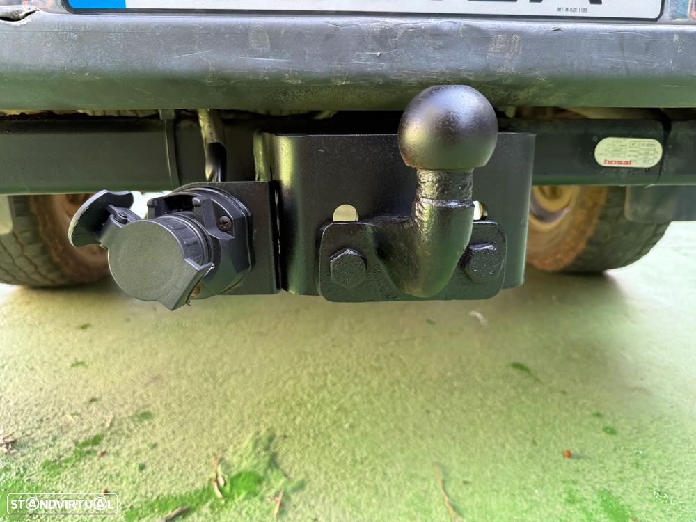 Nissan Navara 2.5 dCi KC SE 4WD - 11