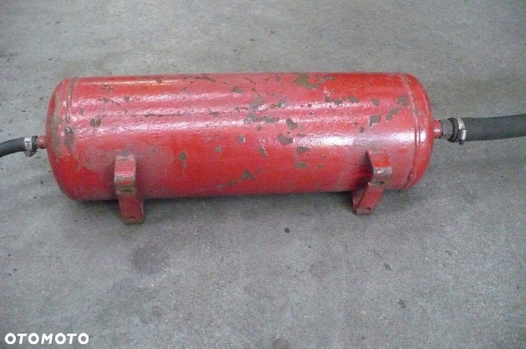 Inflator do pompowania kół osobowych OMEGA - 6
