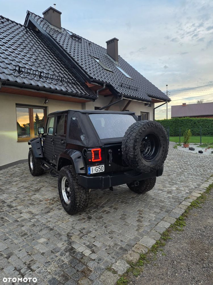 Jeep Wrangler Unlimited 3.8 Sahara - 5