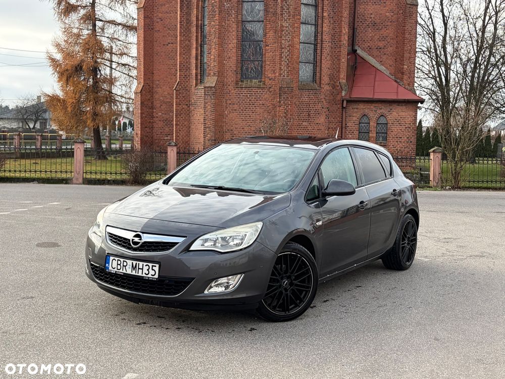 Opel Astra 1.6 Design Edition - 9