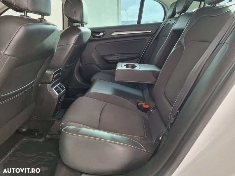 Renault Megane TCe GPF EDC Intens - 14