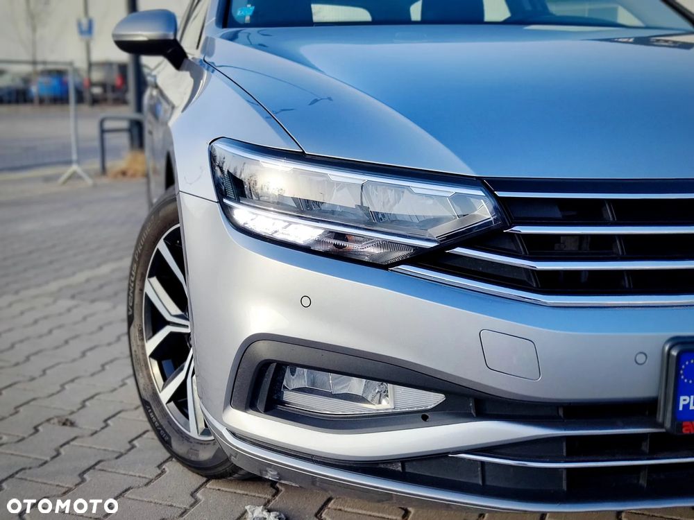 Volkswagen Passat Variant 2.0 TDI EVO Business DSG - 16
