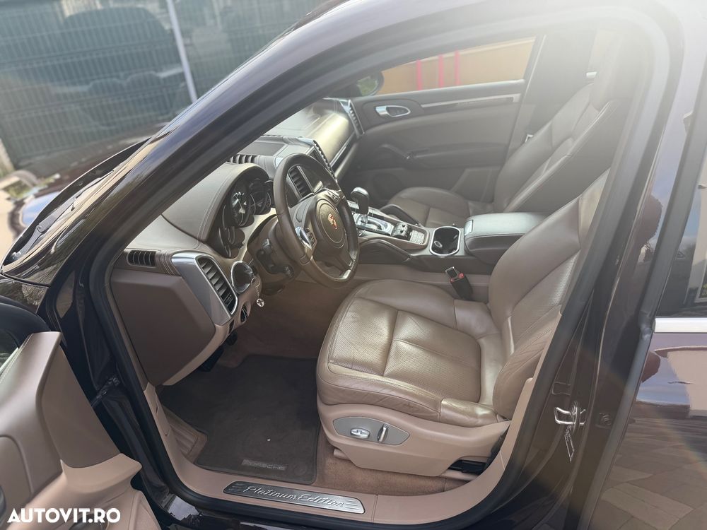 Porsche Cayenne 3.0TD TipTronic - 9