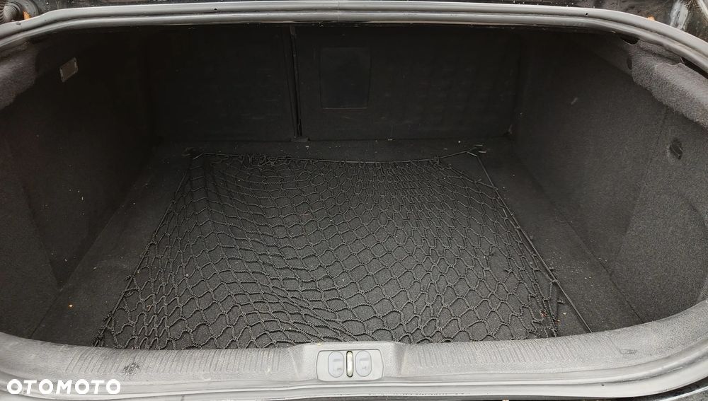 Peugeot 407 2.0 HDi Premium Navtech - 9