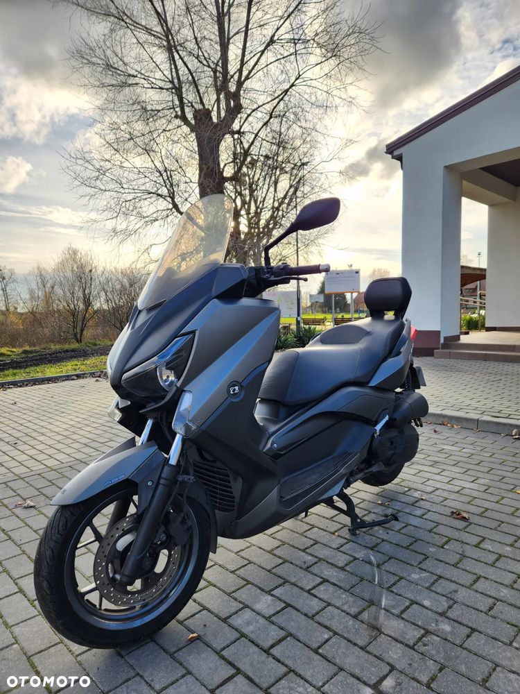 Yamaha X-max - 4