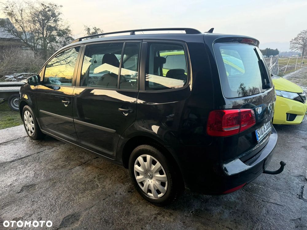 Volkswagen Touran 1.6 TDI DPF BlueMotion Technology Life - 23