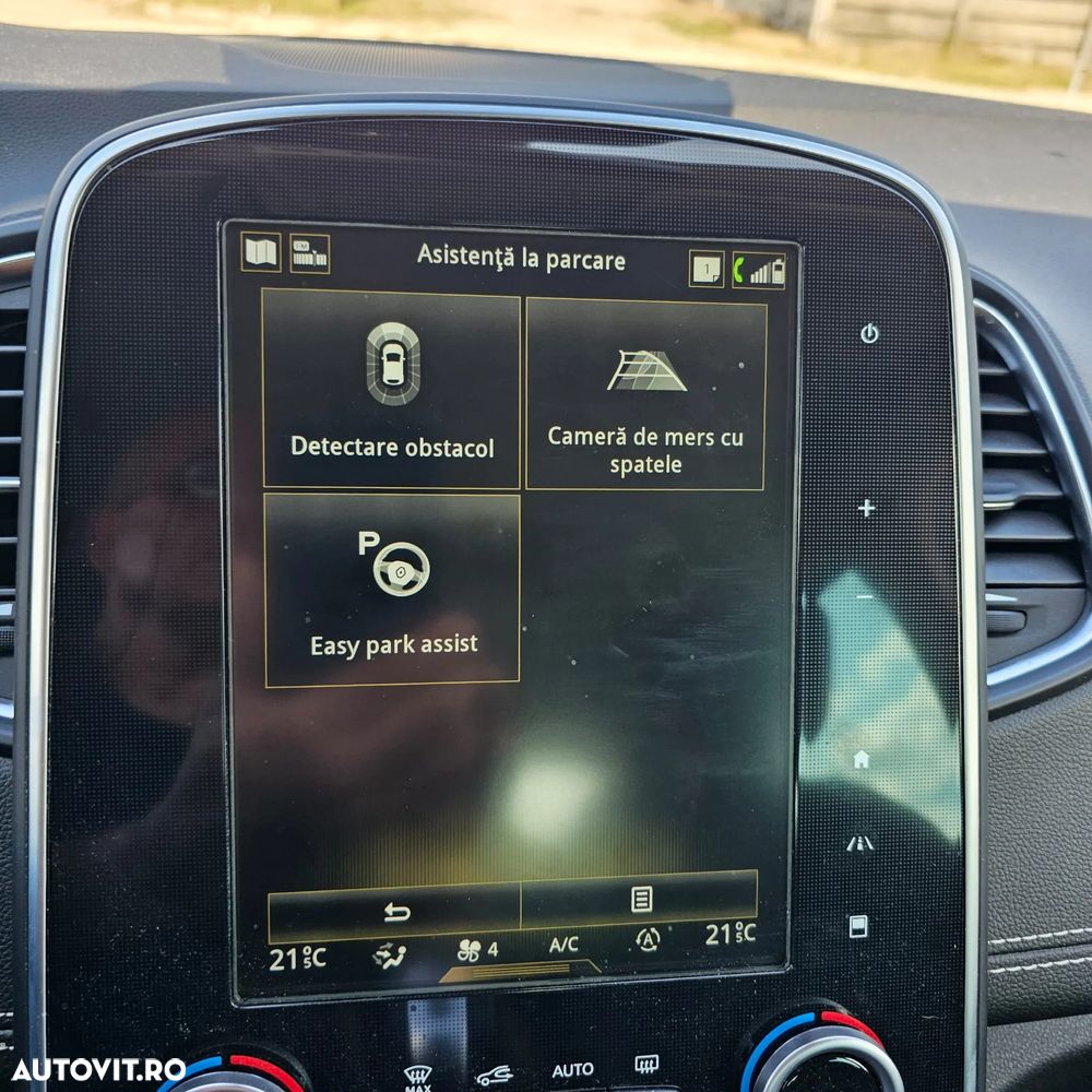 Renault Scenic - 10