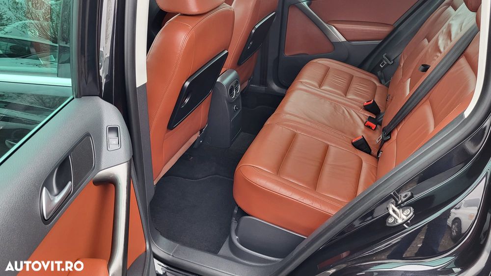 Volkswagen Tiguan - 8
