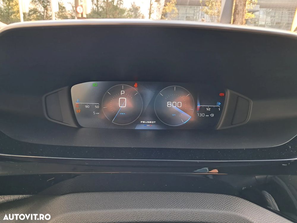 Peugeot 308 1.5L BlueHDI 130 S&S EAT8 Allure - 14