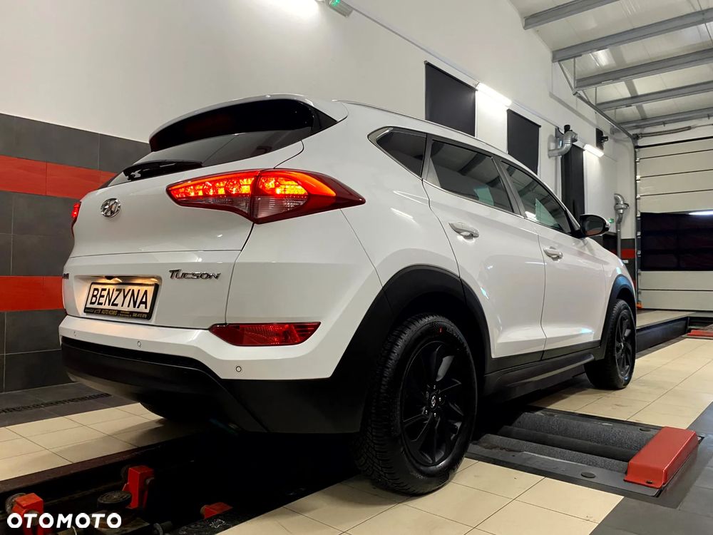 Hyundai Tucson 1.6 GDI BlueDrive Style 2WD - 11