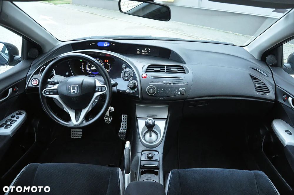 Honda Civic 1.8 GT Special Edition - 6