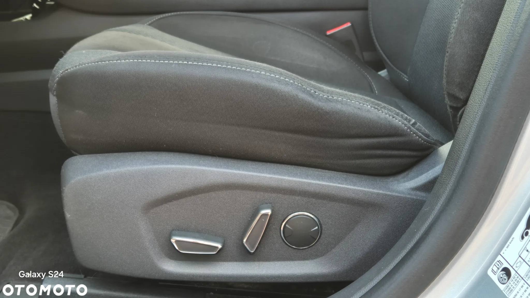 Ford Mondeo 2.0 TDCi Titanium 4WD PowerShift - 12