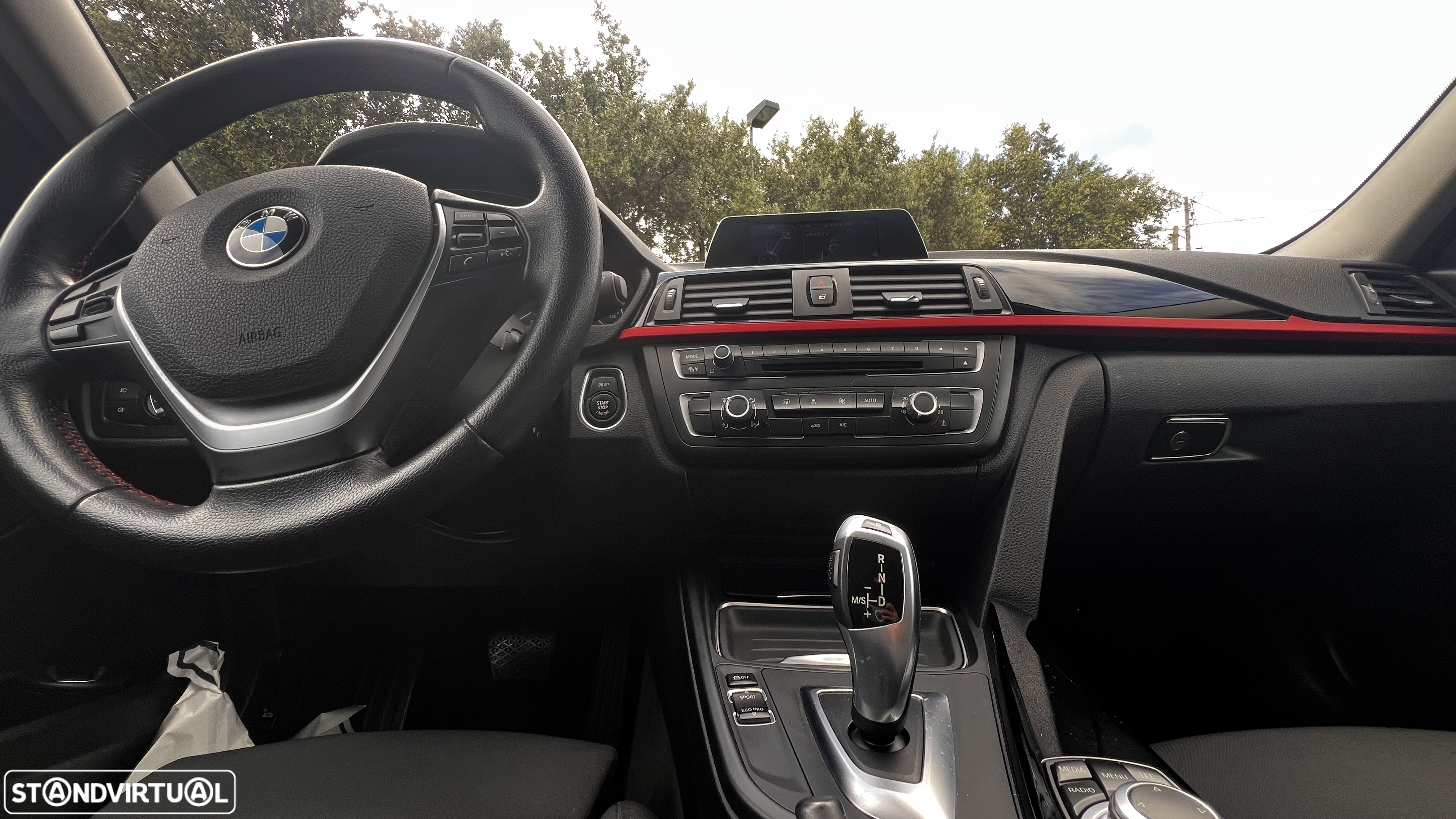 BMW 318 d Touring Auto Line Sport - 49