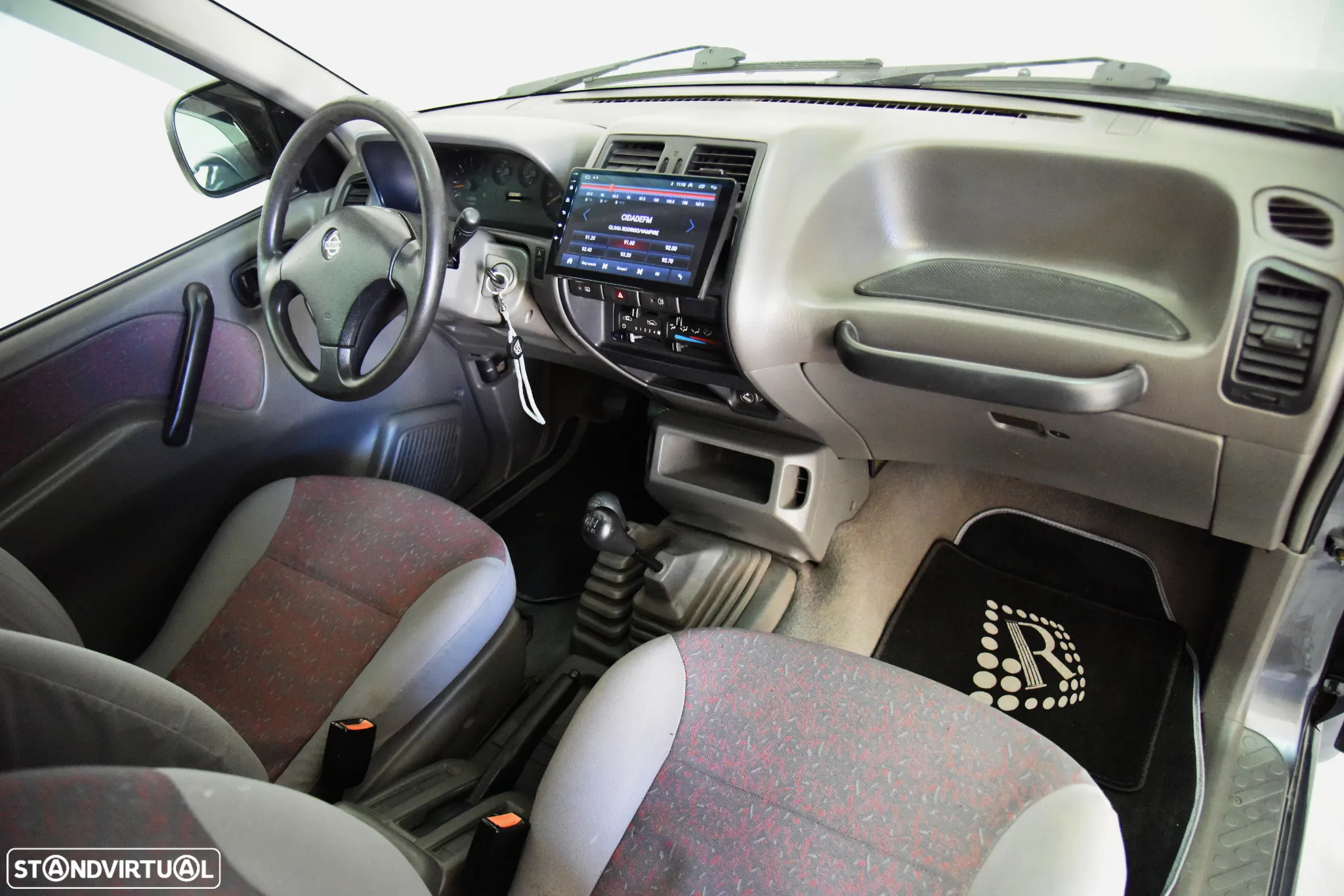 Nissan Terrano II 2.7 SE - 24