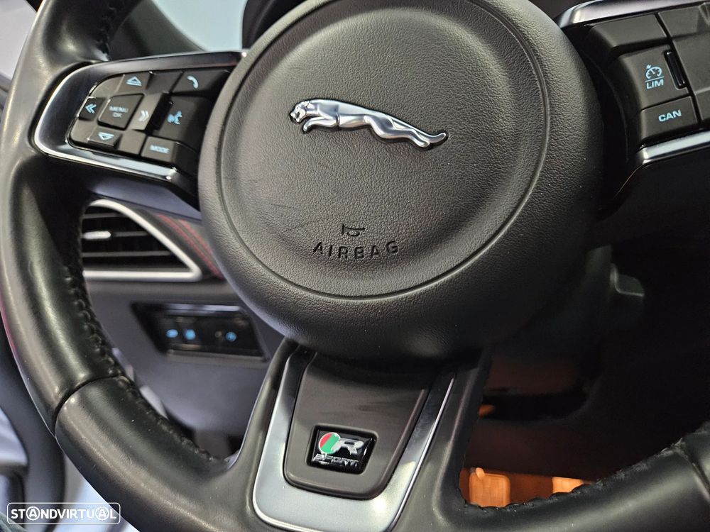Jaguar F-Pace 2.0 i4D R-Sport - 18