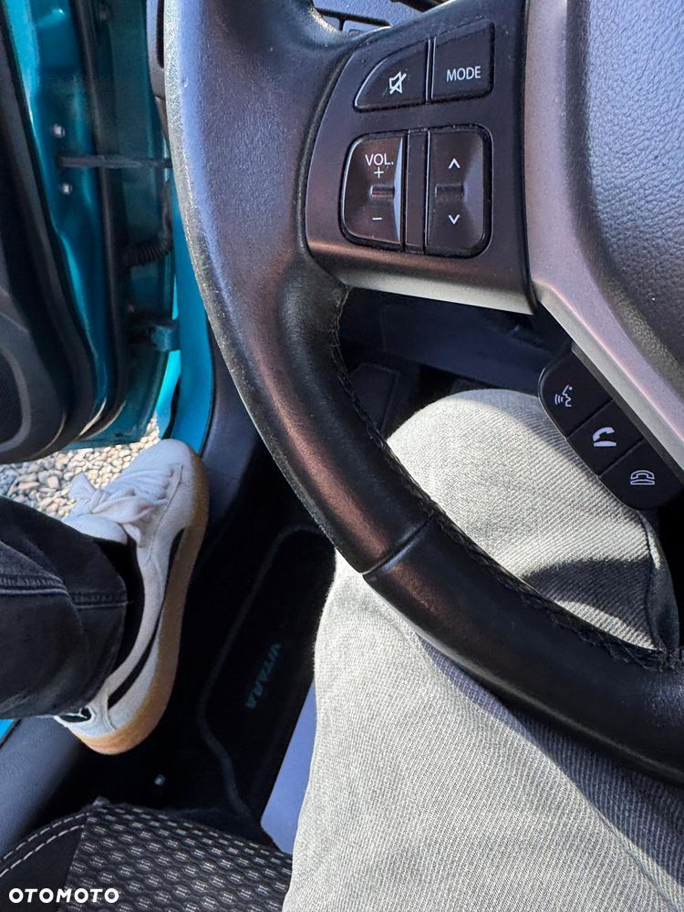 Suzuki Vitara 1.6 Premium 2WD - 30