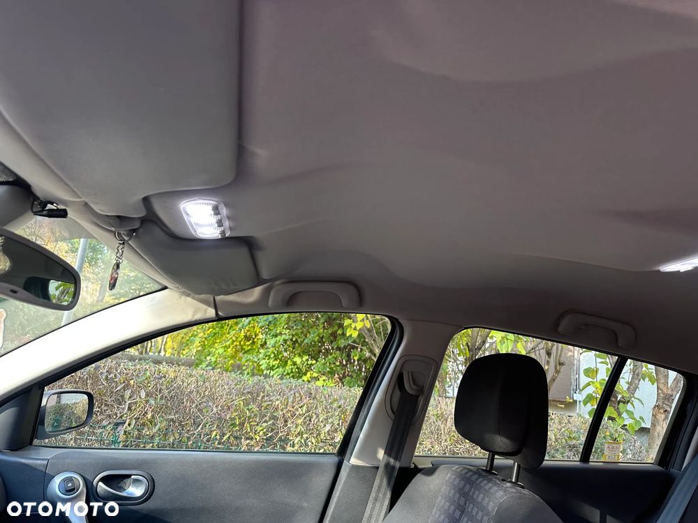 Renault Megane - 9
