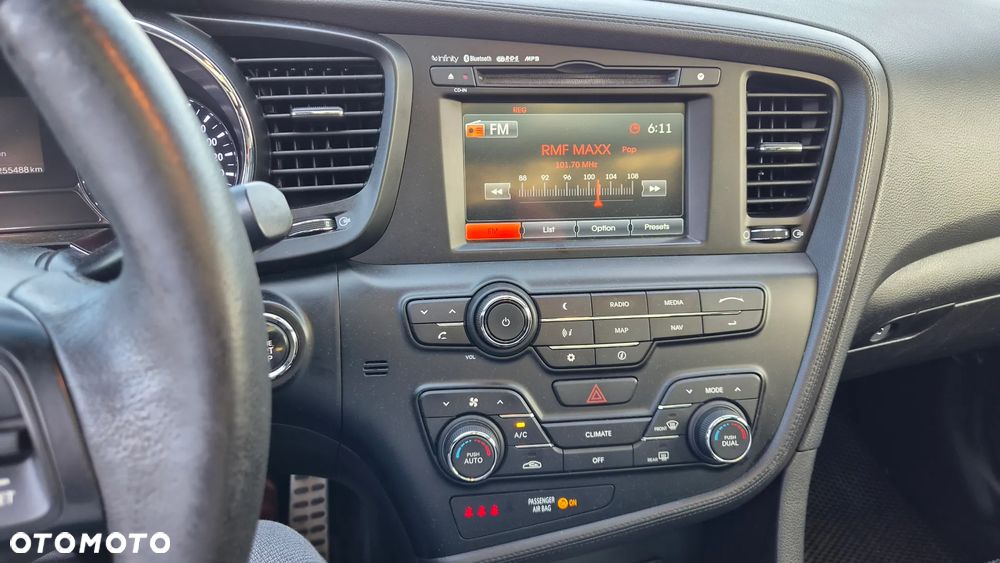 Kia Optima 1.7 CRDi XL - 10