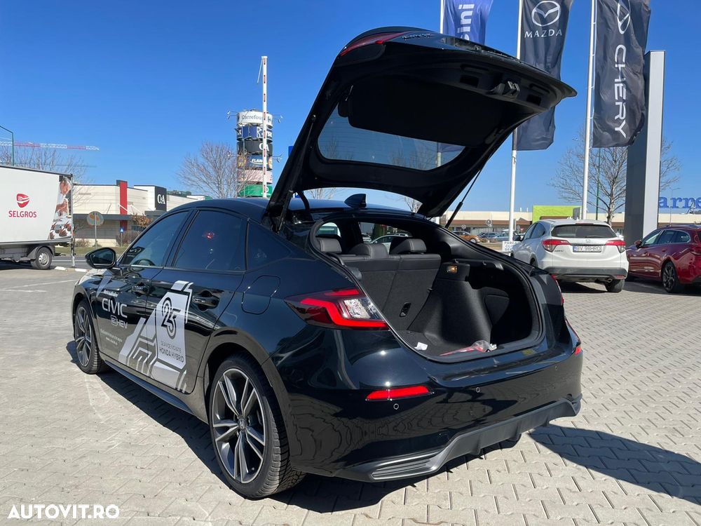 Honda Civic 2.0 i-MMD Hybrid Advance - 8
