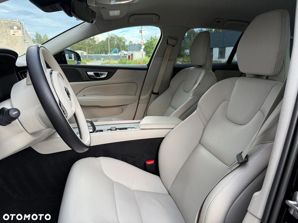 Volvo V60 B3 B Geartronic RDesign - 13