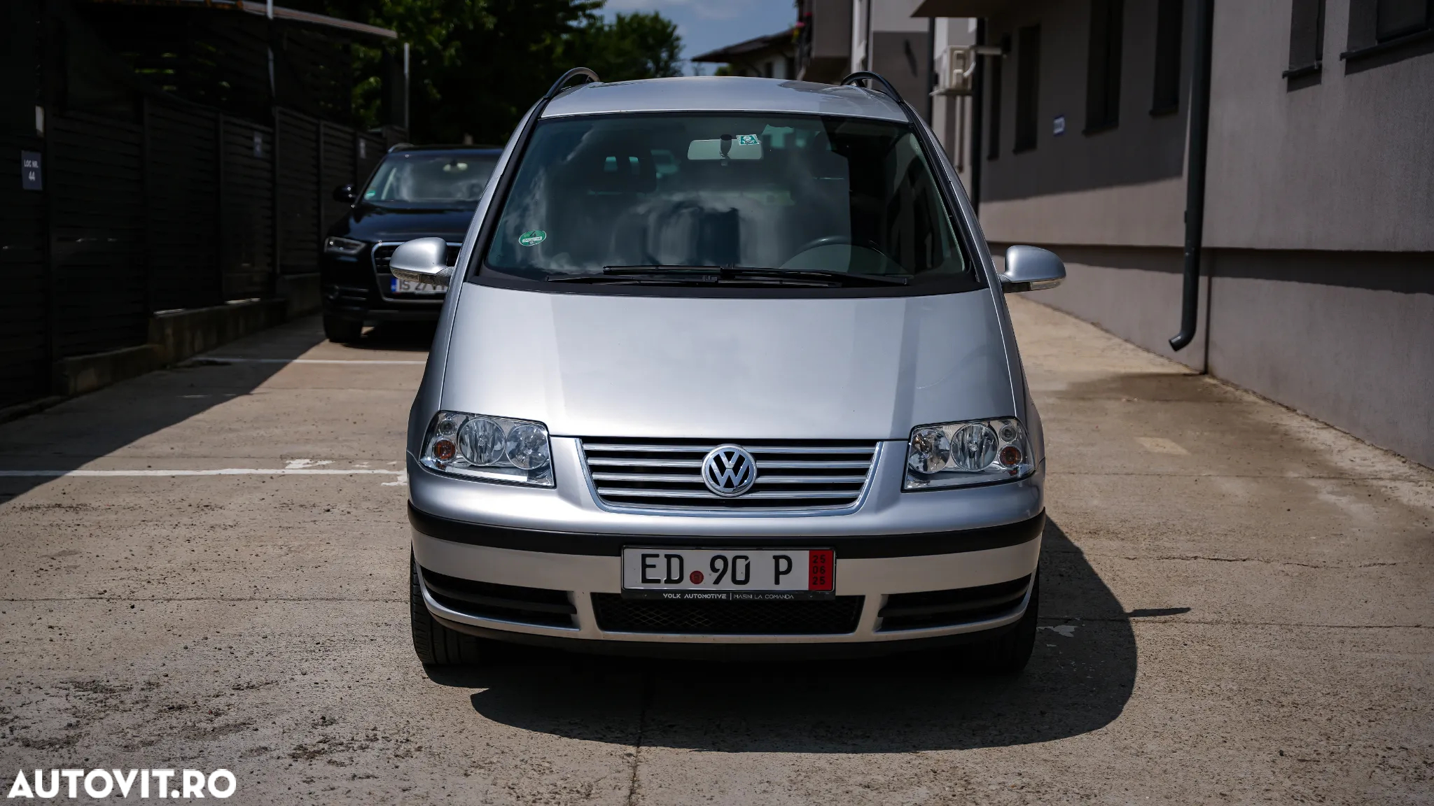 Volkswagen Sharan - 2