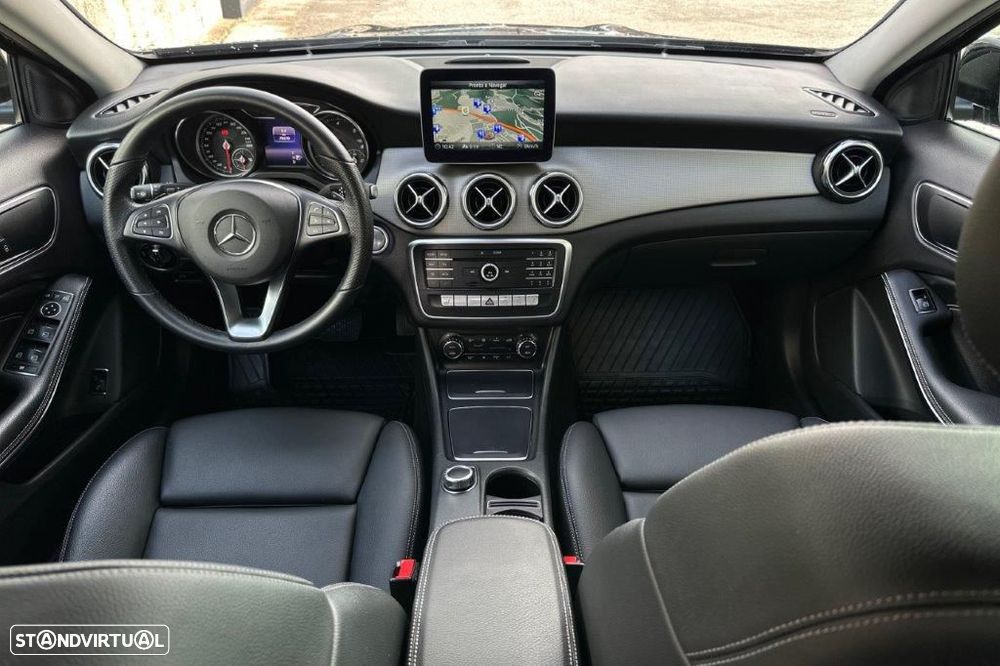 Mercedes-Benz GLA 200 d Urban Aut. - 17