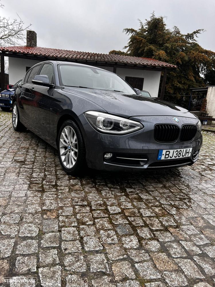 BMW 116 i Sport Line - 1