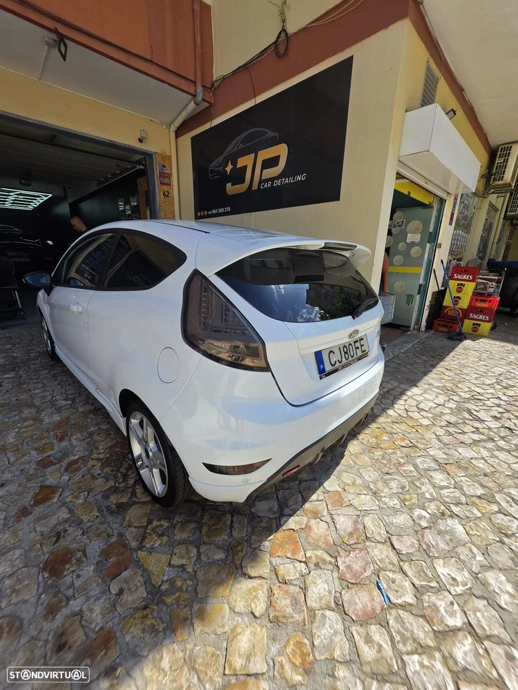 Ford Fiesta 1.6 Ti-VCT Sport - 8