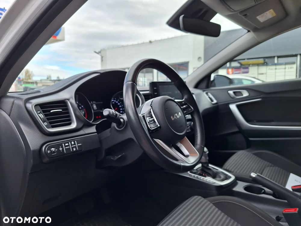 Kia Ceed 1.5 T-GDI M DCT - 2