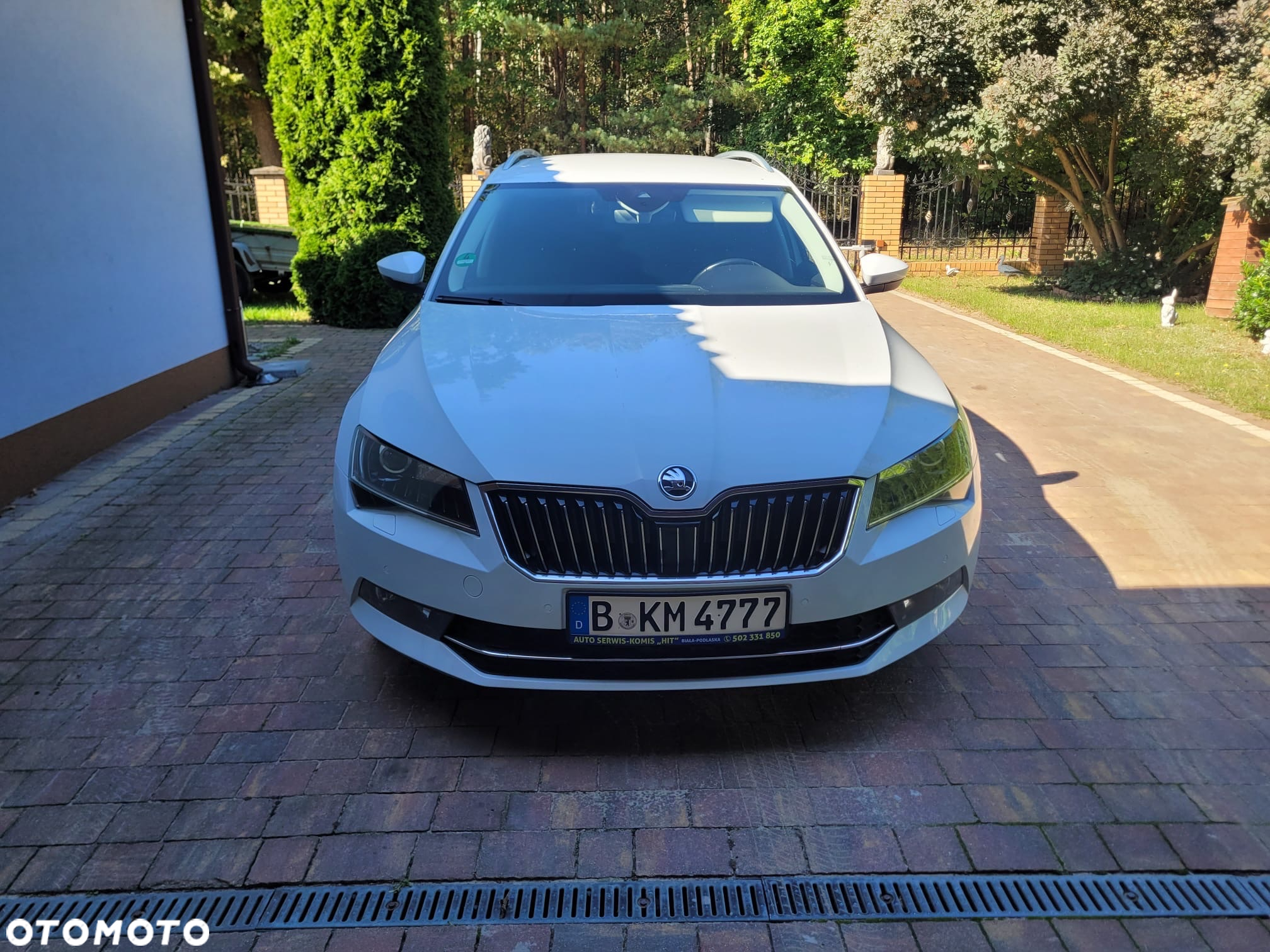 Skoda Superb 2.0 TDI DSG Premium Edition - 2