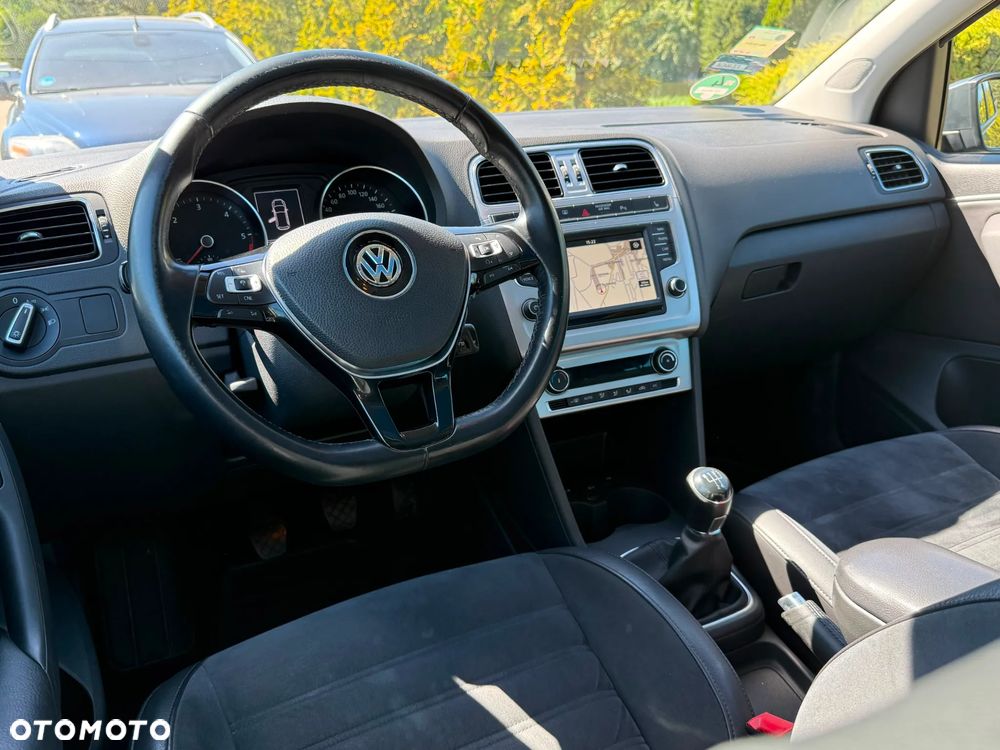 Volkswagen Polo 1.4 TDI BMT Highline - 23
