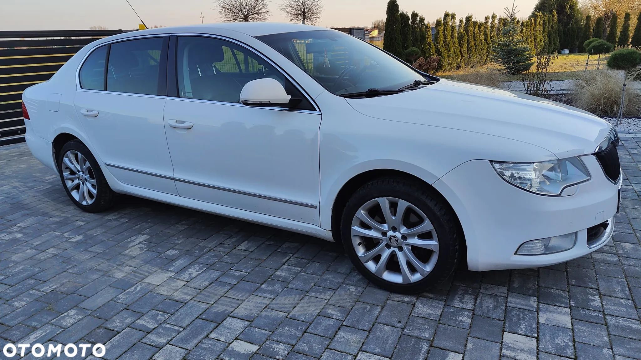 Skoda Superb - 1