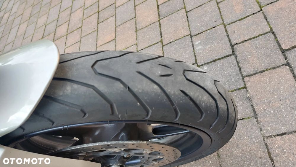 Yamaha FZ - 14