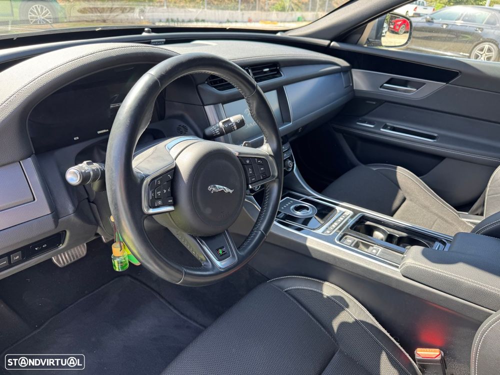 Jaguar XF 20d Aut. R-Sport - 19