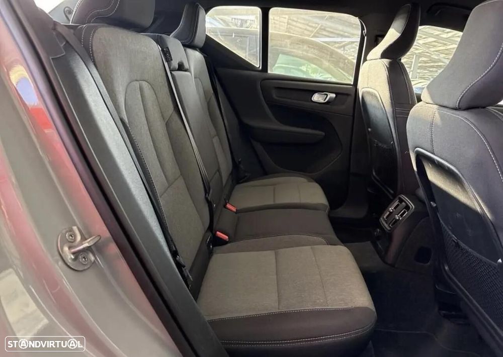 Volvo XC 40 1.5 T4 PHEV Plus Bright - 2