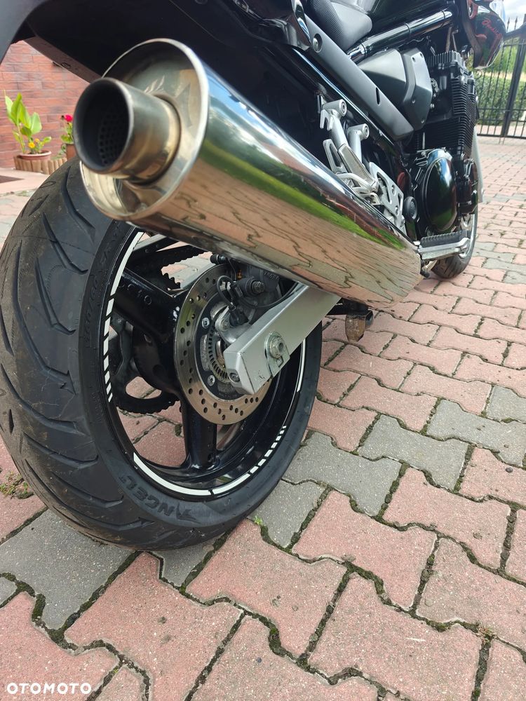 Suzuki Bandit - 12