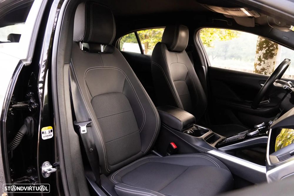 Jaguar I-Pace EV400 AWD HSE - 24