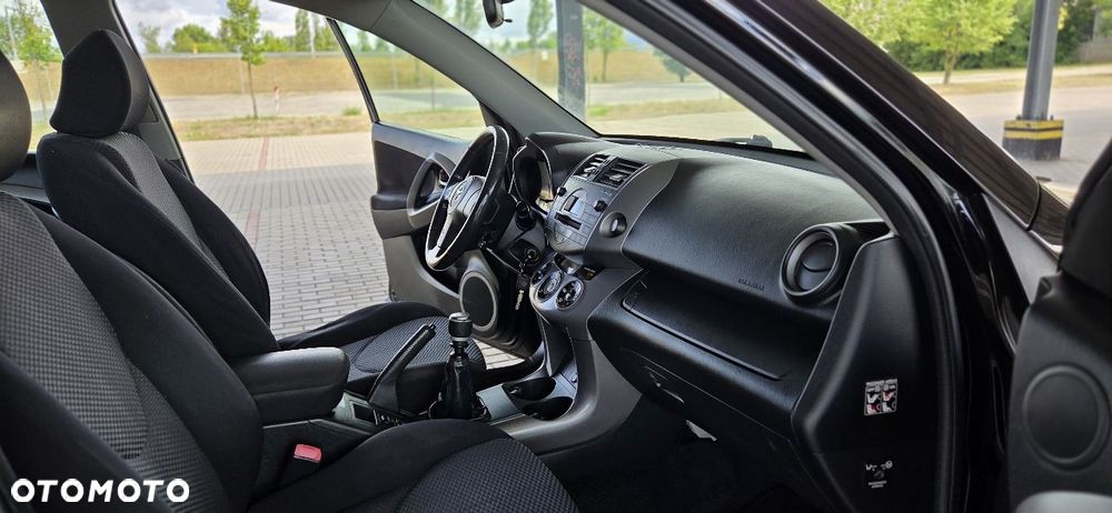 Toyota RAV4 2.2 D-4D 4x4 Sol - 20