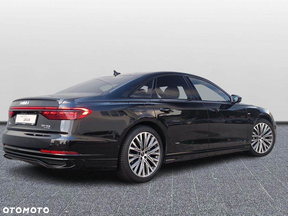 Audi A8 - 21