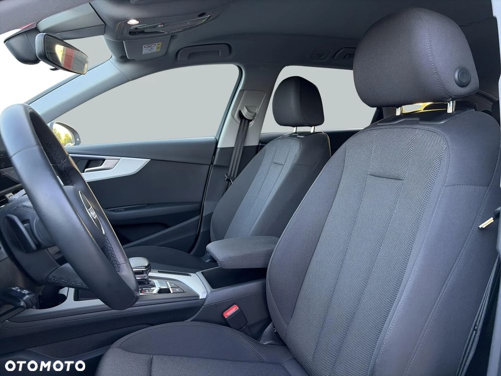 Audi A4 Avant 35 TFSI mHEV Advanced S tronic - 10