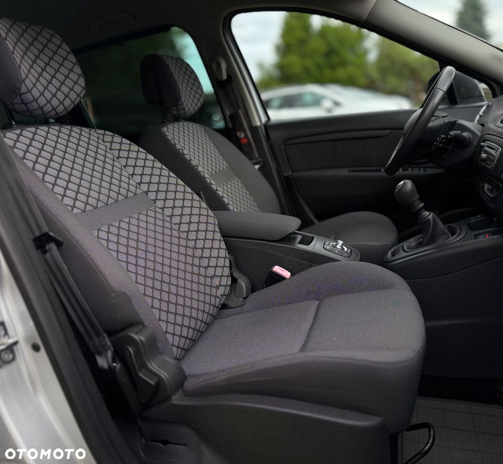 Renault Scenic - 8