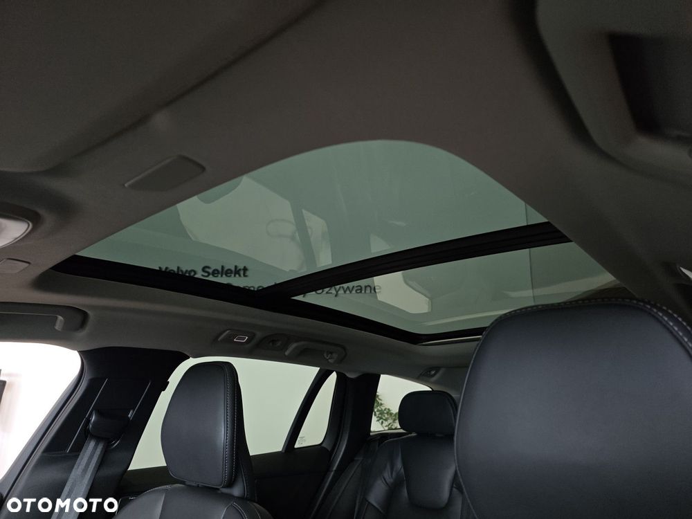 Volvo V60 Cross Country - 18