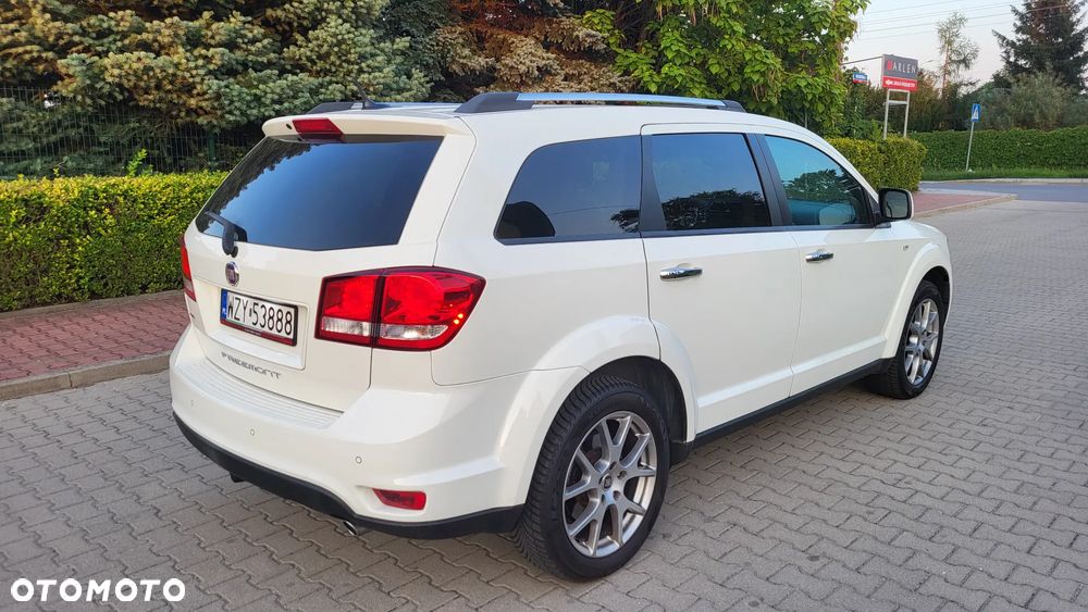 Fiat Freemont 2.0 Multijet 16V DPF Automatik Allrad Lounge - 3
