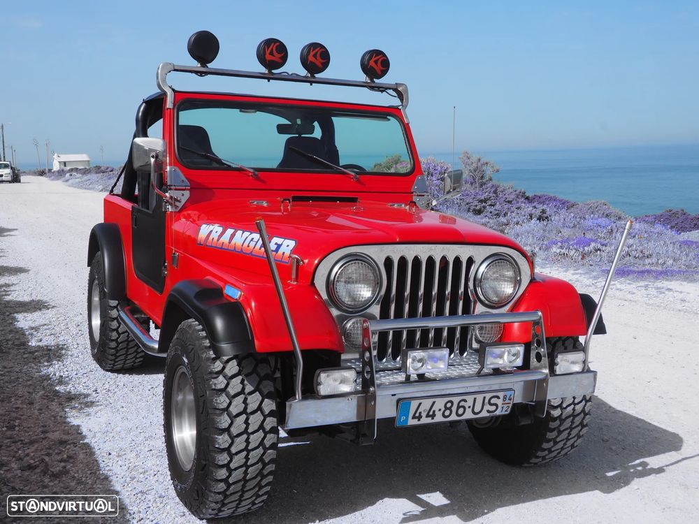 Jeep Wrangler - 2