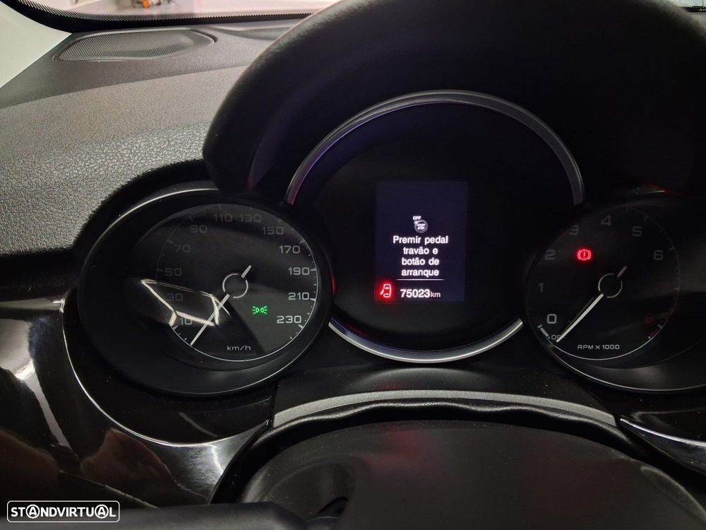 Fiat 500X 1.3 FireFly Cross DCT — fotografia 13