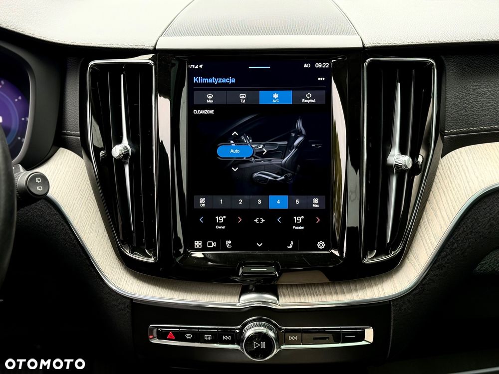 Volvo XC 60 B4 D Geartronic Inscription - 28
