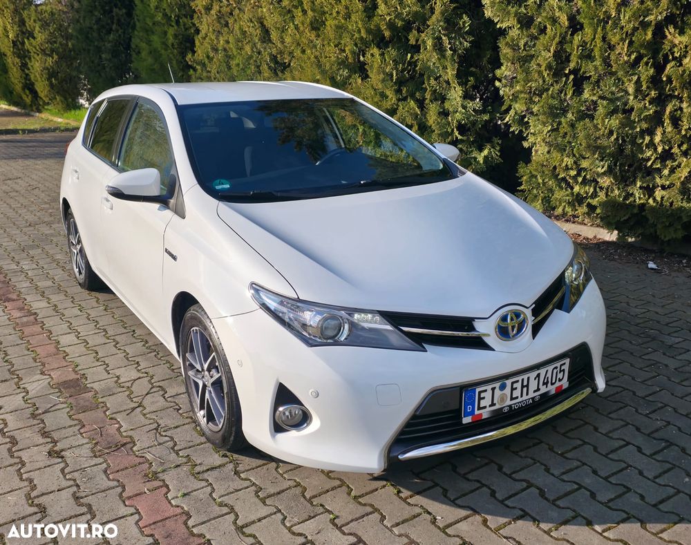 Toyota Auris - 1
