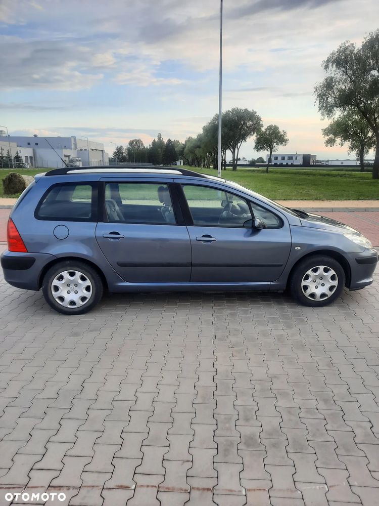 Peugeot 307 1.6 - 11